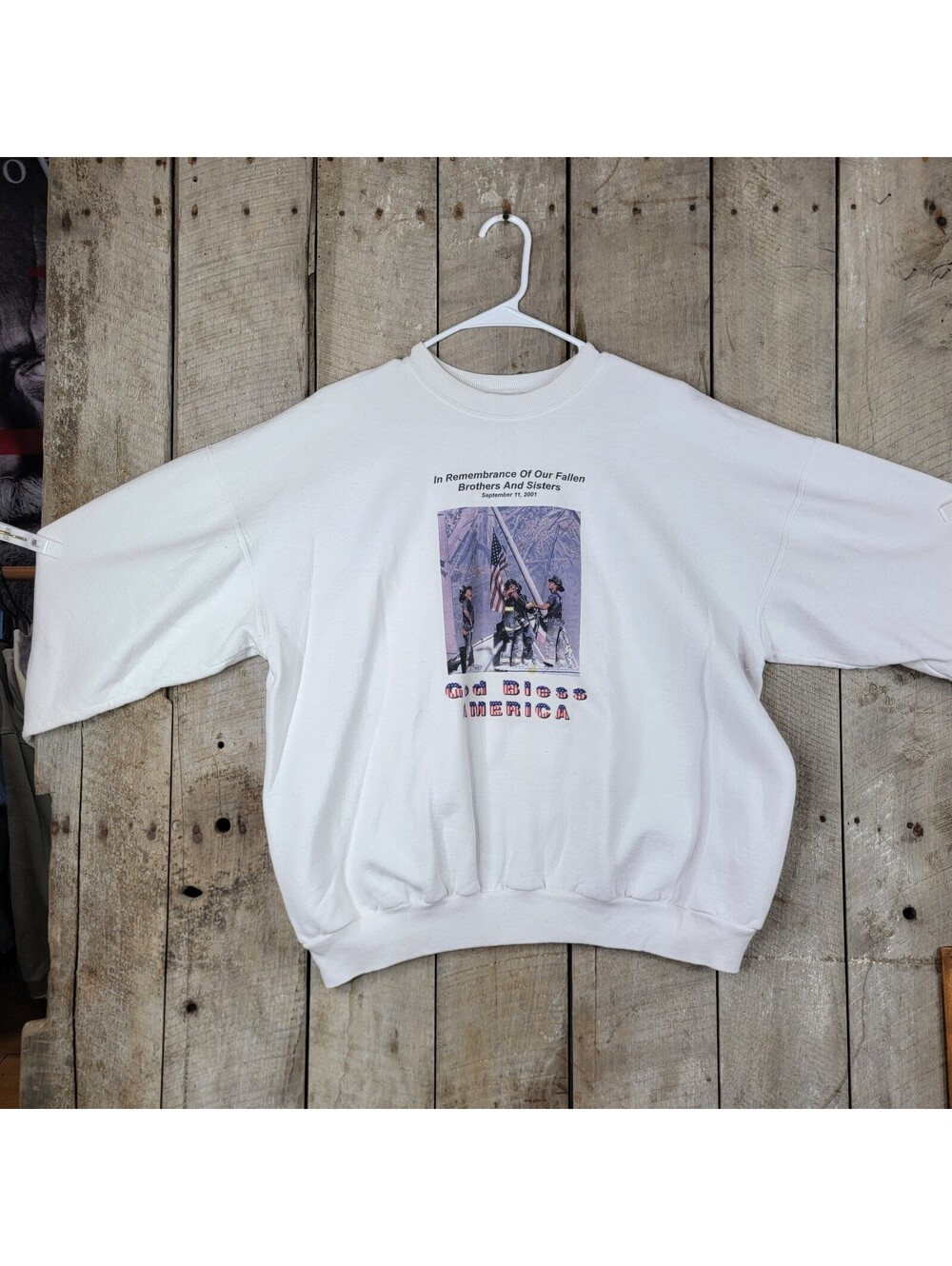 9/11 Remembrance Sweatshirt God Bless America Firefighters Hanes XL